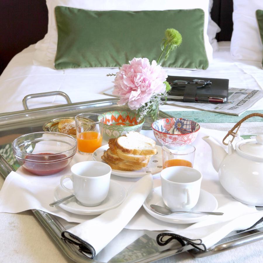 Отель Relais Le Betulle Конельяно Экстерьер фото