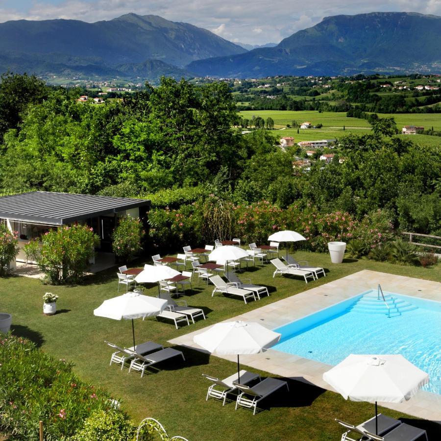 Отель Relais Le Betulle Конельяно Экстерьер фото