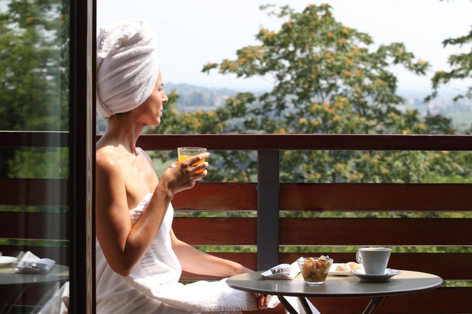Отель Relais Le Betulle Конельяно Экстерьер фото